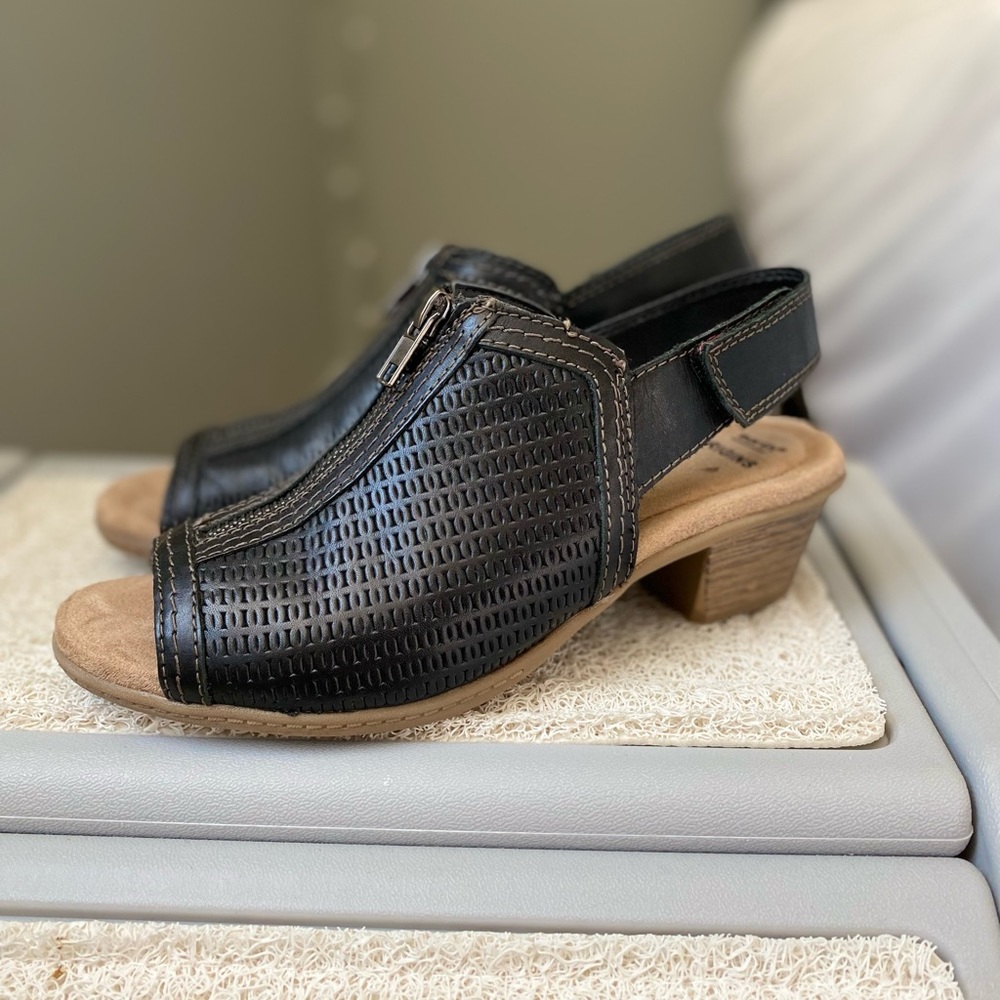 Earth origins Shoes
